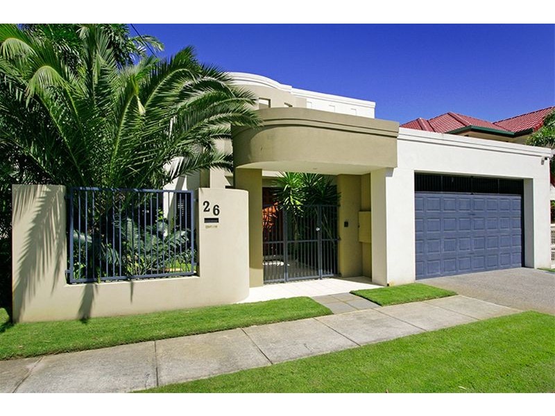 26 Montgomery Avenue, Main Beach QLD 4217