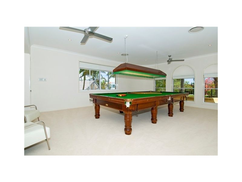 76 Charolais Crt, Benowa QLD 4217