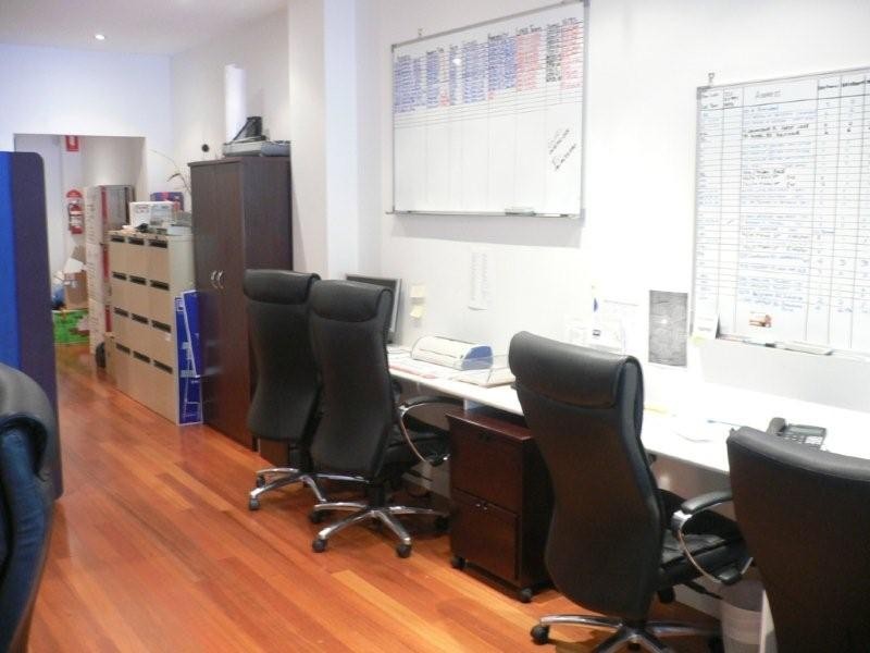 87 Riding Road, Hawthorne QLD 4171