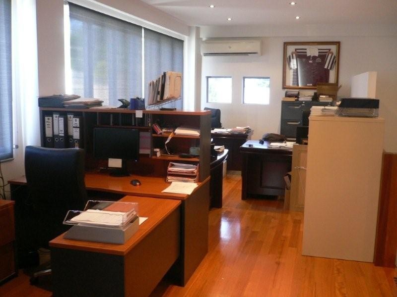 87 Riding Road, Hawthorne QLD 4171