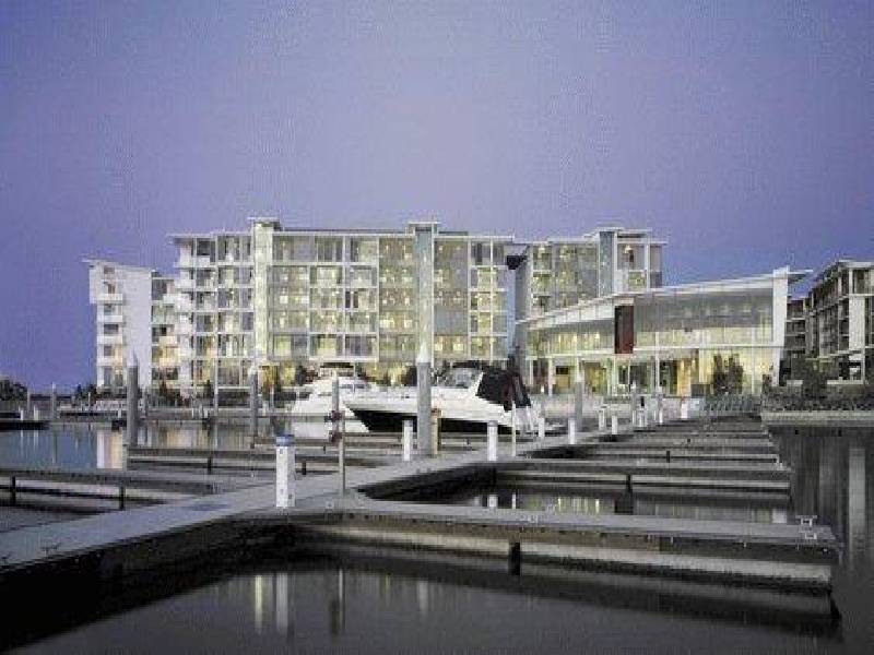 Paradise Point QLD 4216