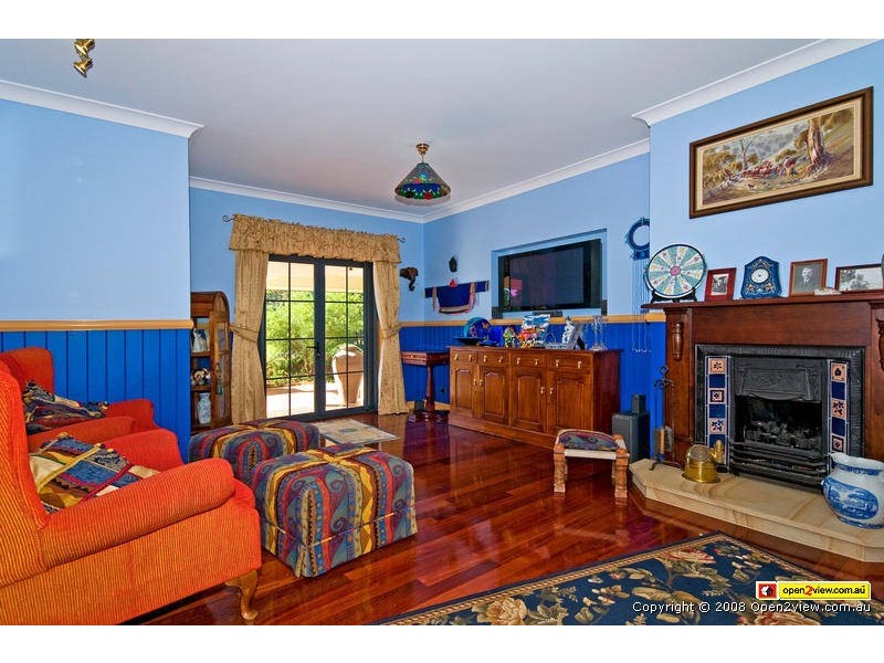 63 Bonogin road, Mudgeeraba QLD 4213