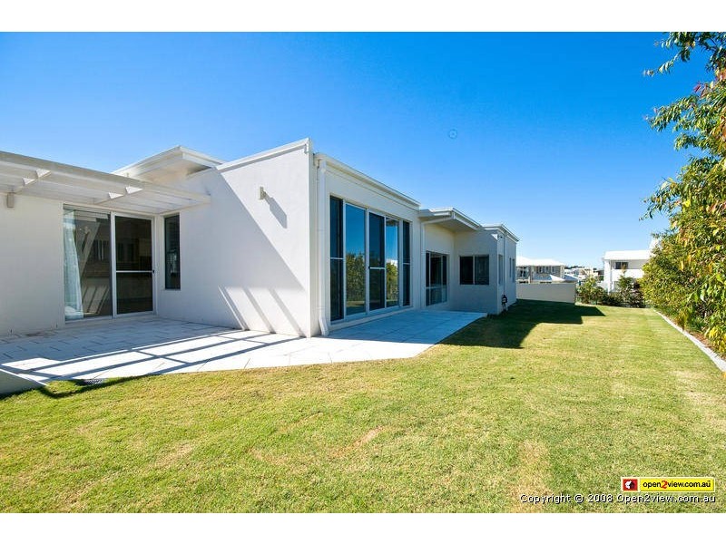 5004  Riverwood Grove  Royal Pines, Ashmore QLD 4214