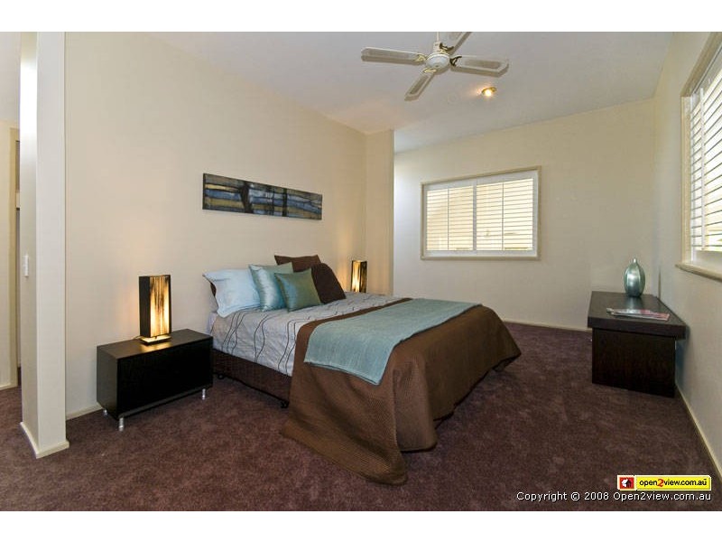 14  Coolong Cres, Carrara QLD 4211