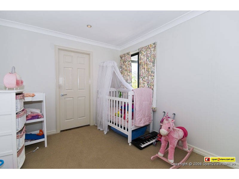 6 Bligh Court, Benowa QLD 4217