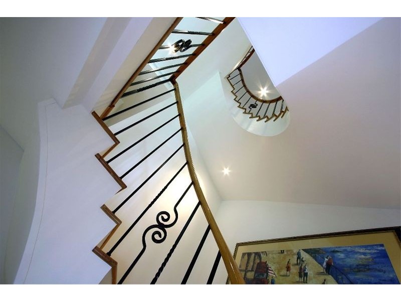 47a  Peak Avenue, Main Beach QLD 4217