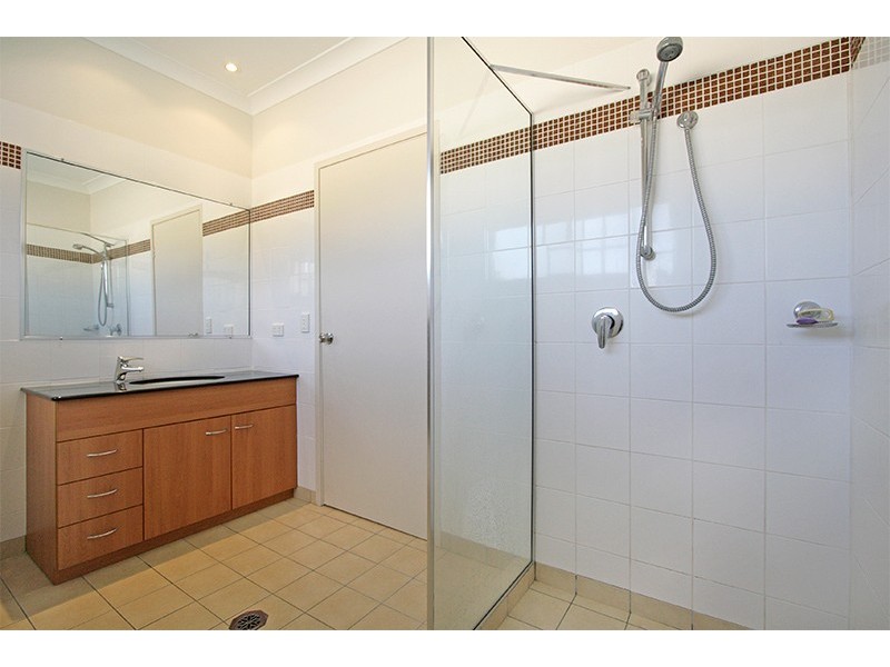 101 Columbus Drive, Hollywell QLD 4216