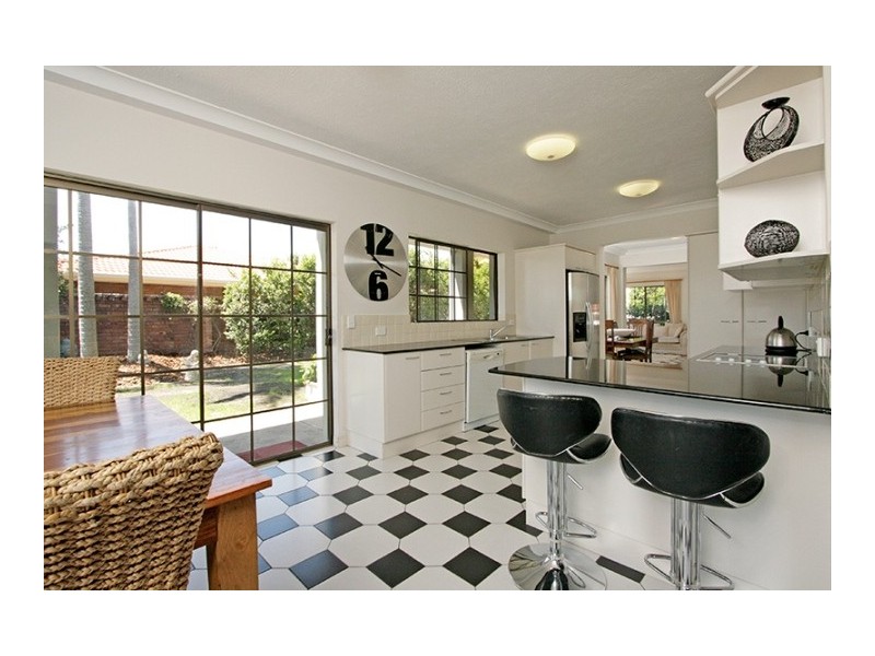101 Columbus Drive, Hollywell QLD 4216