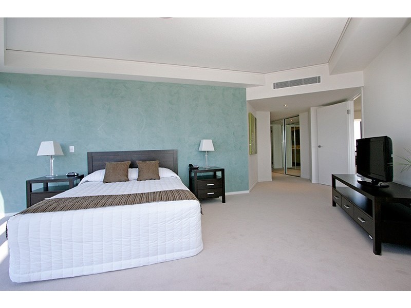 Broadbeach QLD 4218