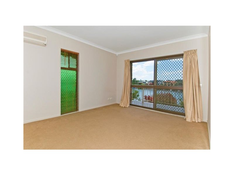 16 Garden Grove, Carrara QLD 4211