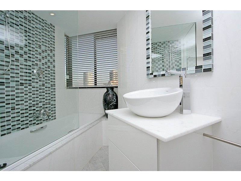 Level 14 14/17 PEAK AVENUE, Main Beach QLD 4217
