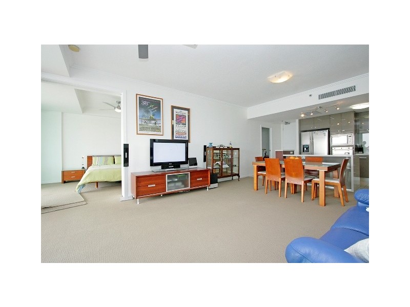 Level 402 300  Marine Parade, Labrador QLD 4215