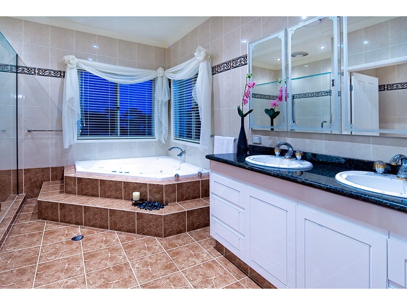 ‘Gov’ment Witt Avenue, Carrara QLD 4211