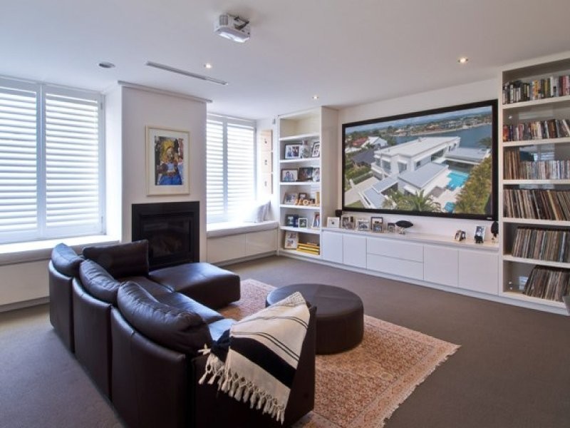 10 Mercedes Place, Surfers Paradise QLD 4217