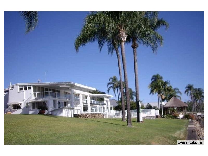 580 Nerang Broadbeach Road, Carrara QLD 4211