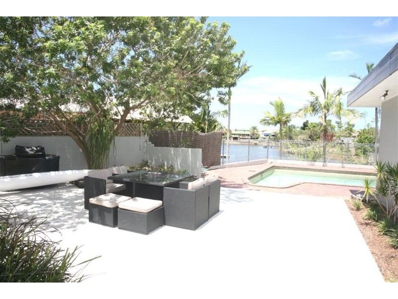 59 Witt Avenue, Carrara QLD 4211