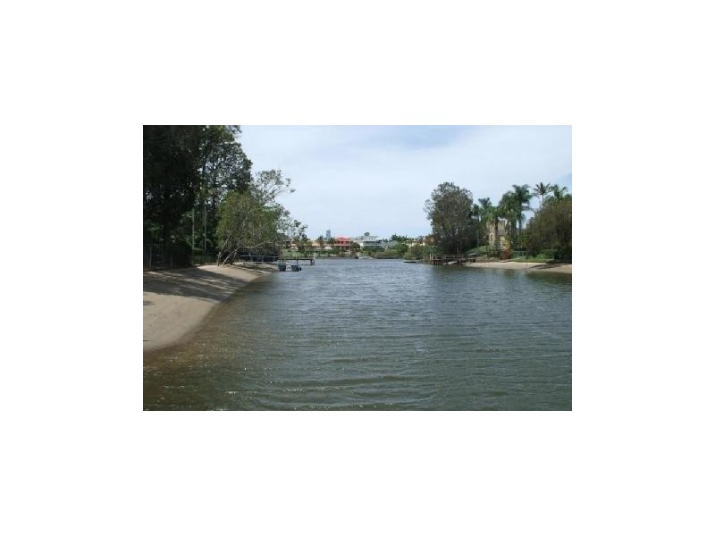 21 Garden Grove, Carrara QLD 4211