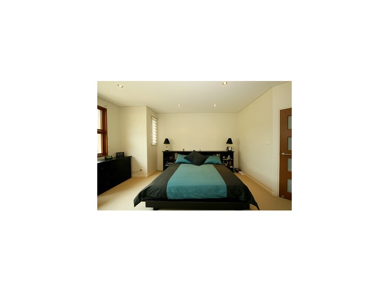 8  Venetia Street, Kangaroo Point NSW 2224