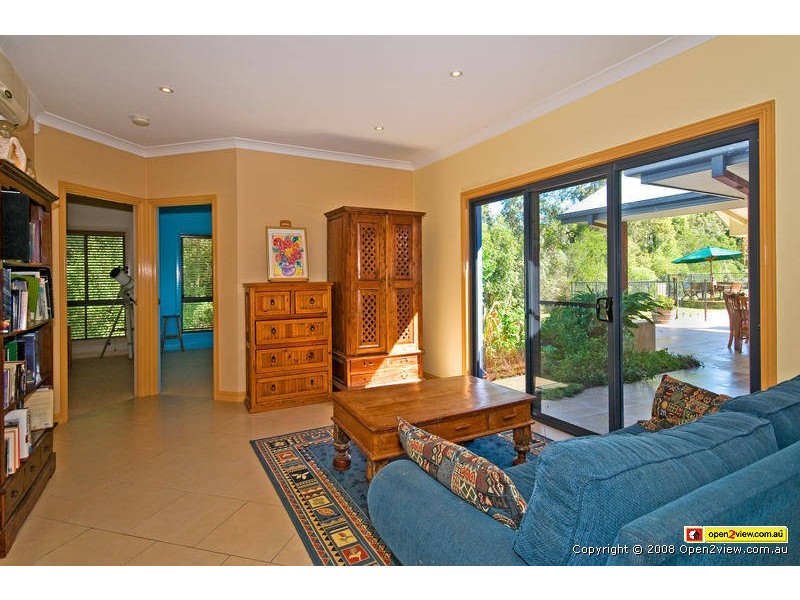 63  Bonogin road, Mudgeeraba QLD 4213