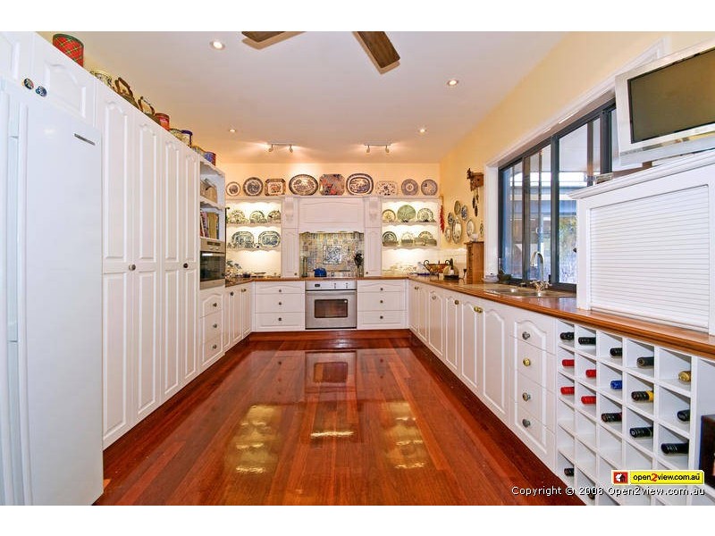 63  Bonogin road, Mudgeeraba QLD 4213
