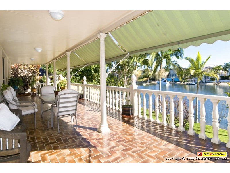 34  Charolais Crt, Benowa QLD 4217