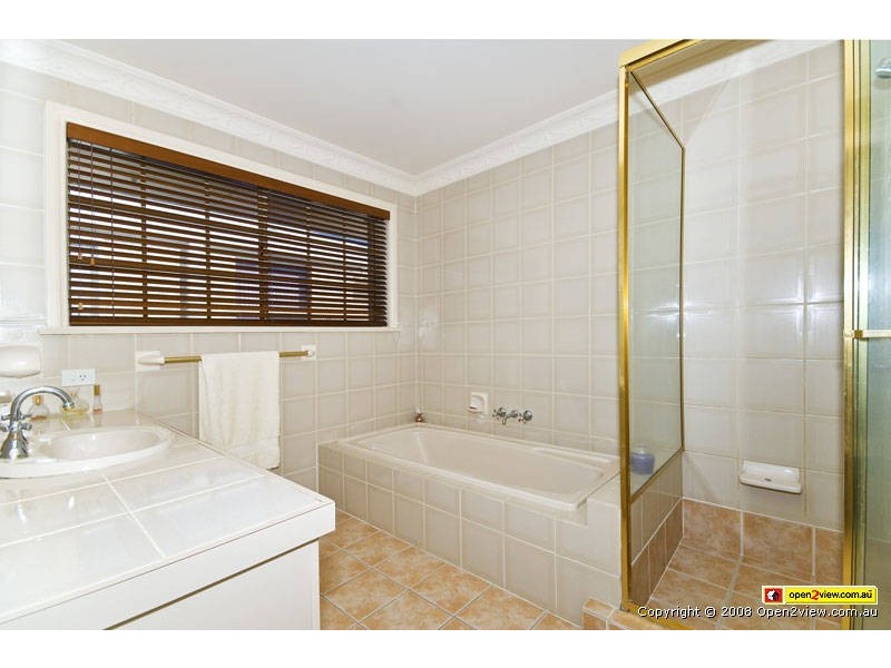 34  Charolais Crt, Benowa QLD 4217