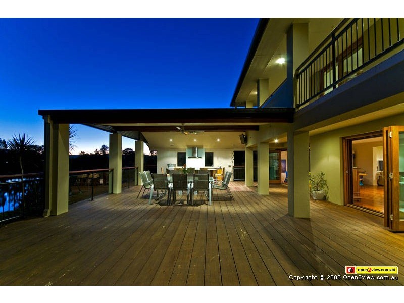 22  Kawana Cres, Ashmore QLD 4214