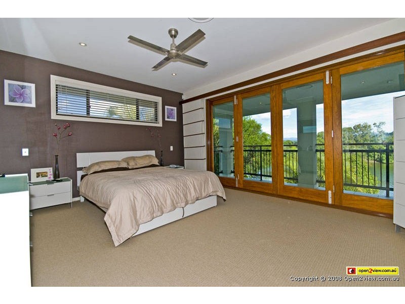 22  Kawana Cres, Ashmore QLD 4214