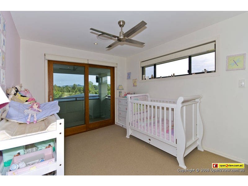 22  Kawana Cres, Ashmore QLD 4214