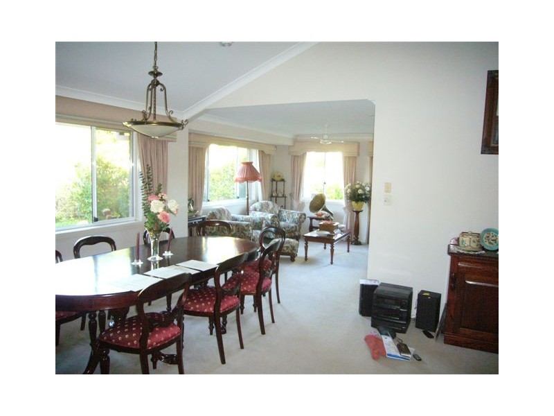 20  Rannock Ave, Benowa QLD 4217