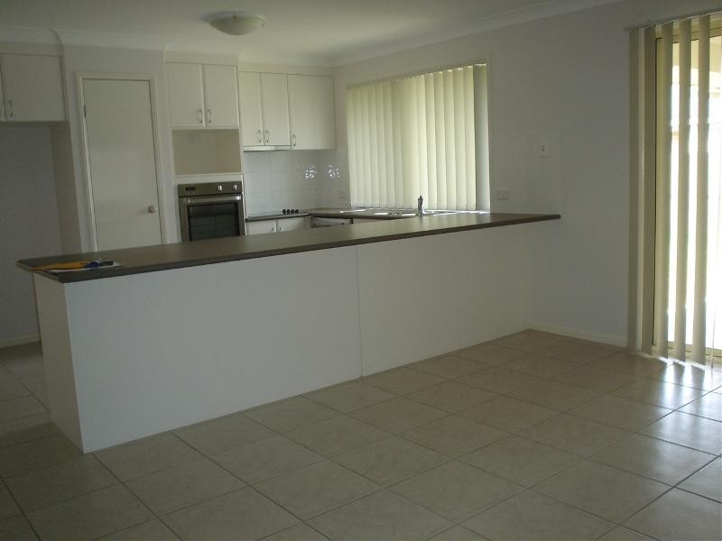 18 Maclagen Street, Ormeau QLD 4208