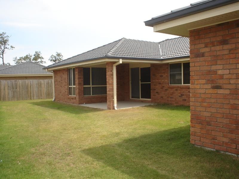 18 Maclagen Street, Ormeau QLD 4208