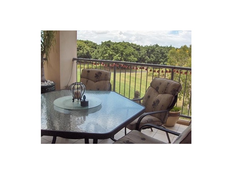 8435 Magnolia Drive East, Hope Island QLD 4212