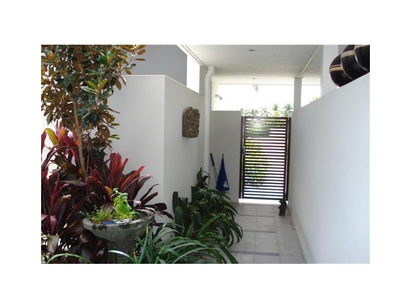 7506 Springfield Drive, Hope Island QLD 4212