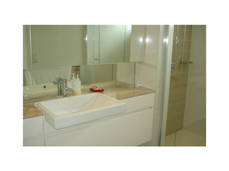 7506 Springfield Drive, Hope Island QLD 4212