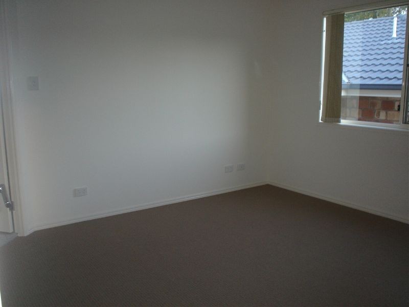 2/28 Lauren Grove, Upper Coomera QLD 4209