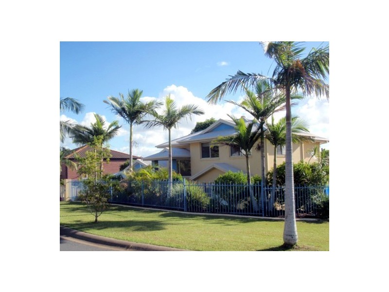 8 O’Brien Court, Arundel QLD 4214