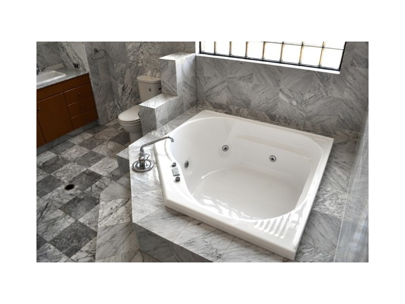 41 King Arthurs Court, Sovereign Islands QLD 4216