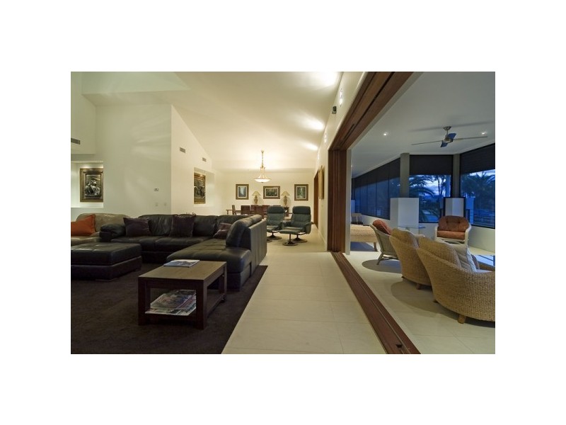 4711 The Parkway, Sanctuary Cove QLD 4212