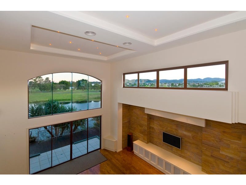 813 Legends Trail, Robina QLD 4226