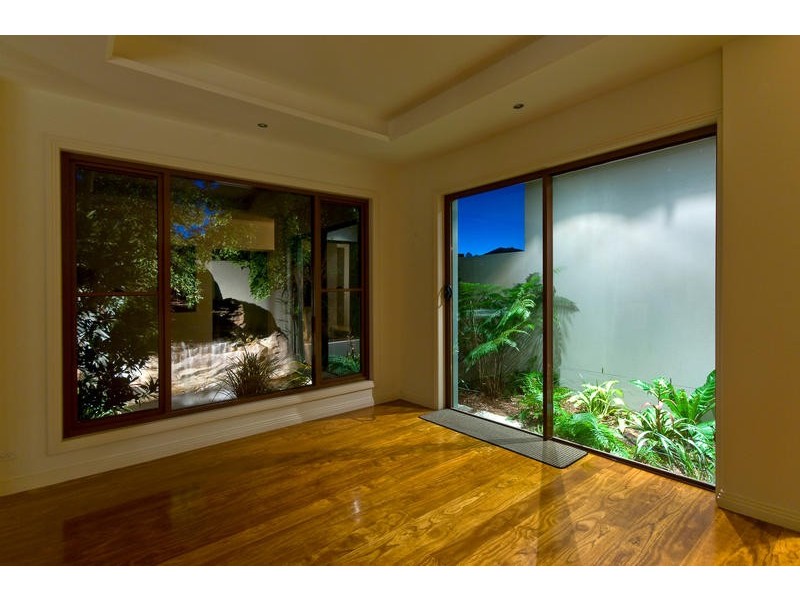 813 Legends Trail, Robina QLD 4226