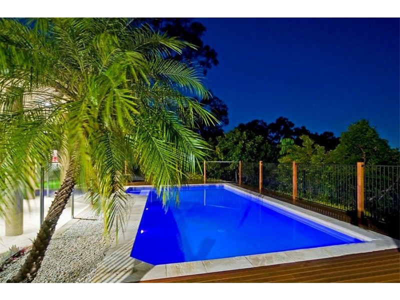 17 Clarence Drive, Helensvale QLD 4212