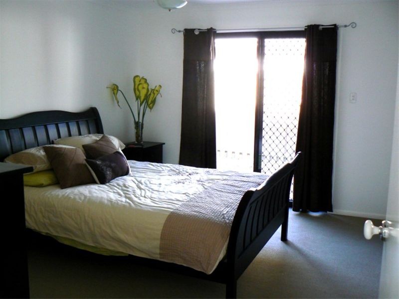 4 Sailaway crt, Coomera QLD 4209