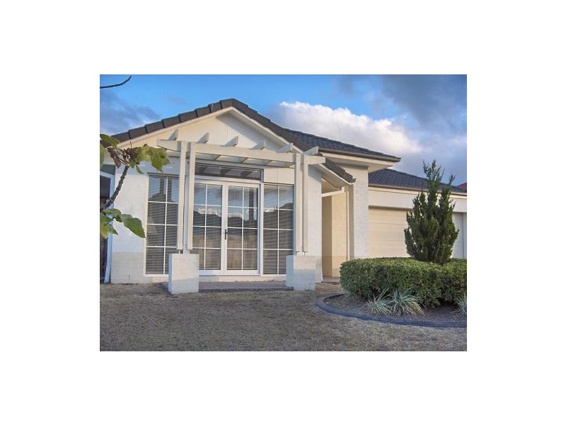 23 Sheffield Circuit, Pacific Pines QLD 4211