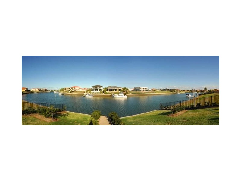 Hope Island QLD 4212