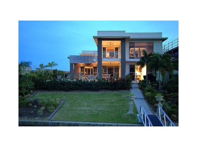 2508  Cressbrook Drive, Hope Island QLD 4212