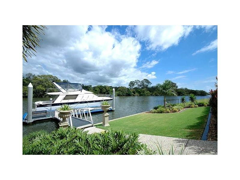 2508  Cressbrook Drive, Hope Island QLD 4212