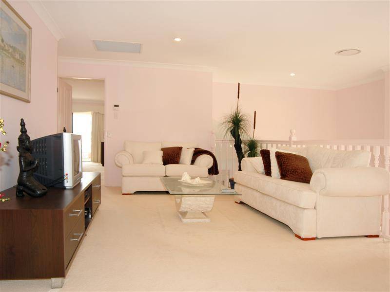 Hope Island QLD 4212