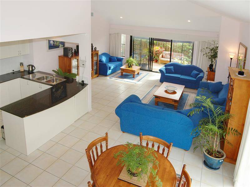 Hope Island QLD 4212