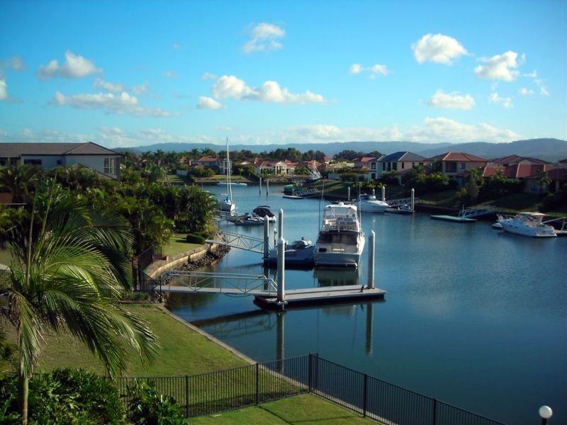 2131 Carlton Drive, Hope Island QLD 4212